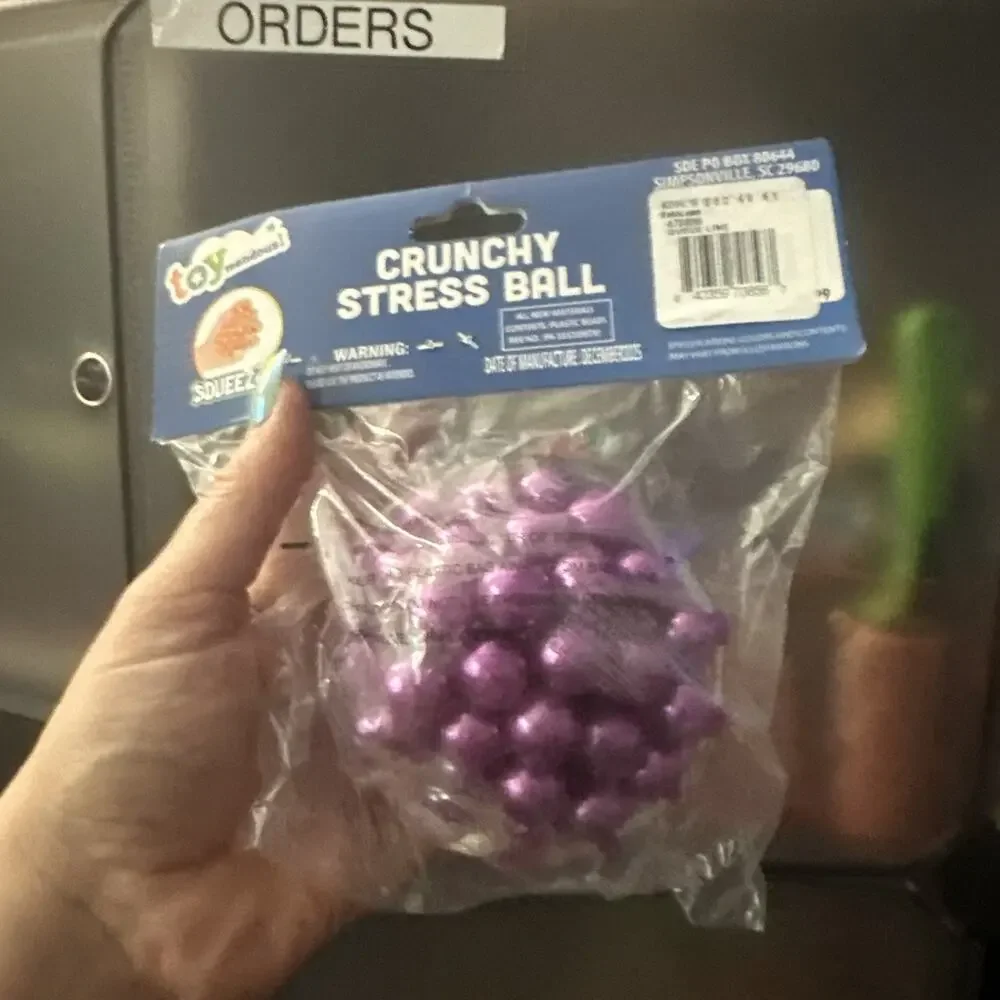 Crunchy Stress Squishy Ball Toymendous Squeeze Purple Pearls Ball New